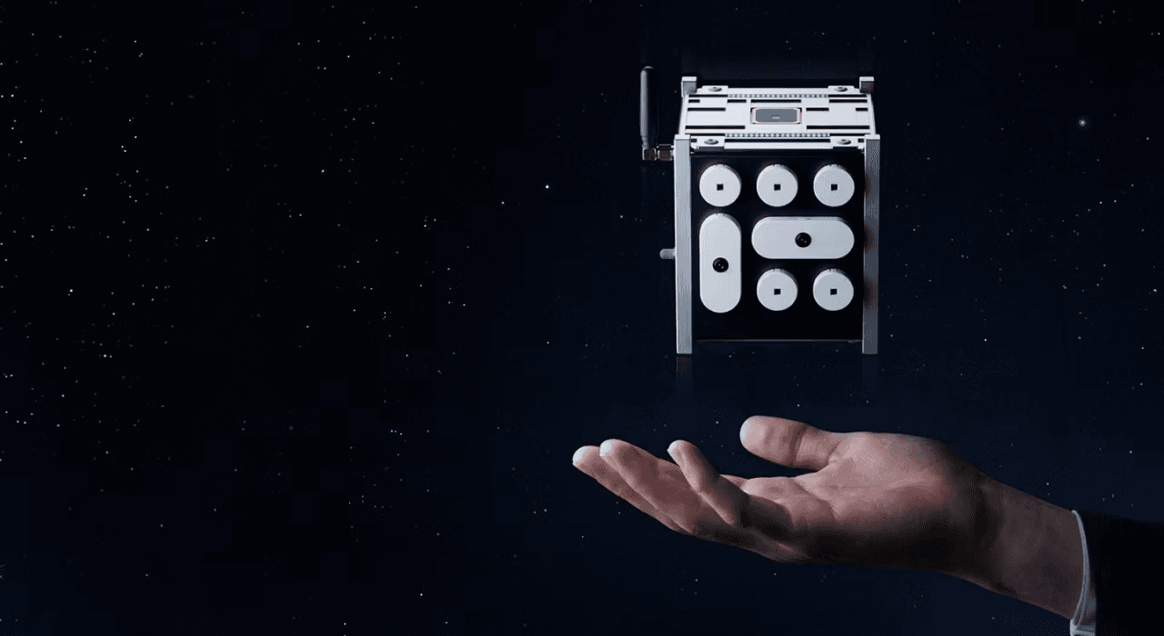 Manha nano-satellite kit